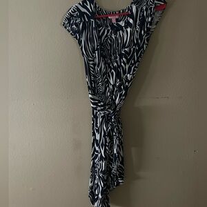 lilly pulitzer navy blue and white zebra wrap dress